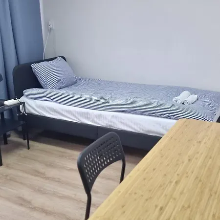 Pokoje Przy Szpitalu - Lwowska Rzeszow Exterior photo